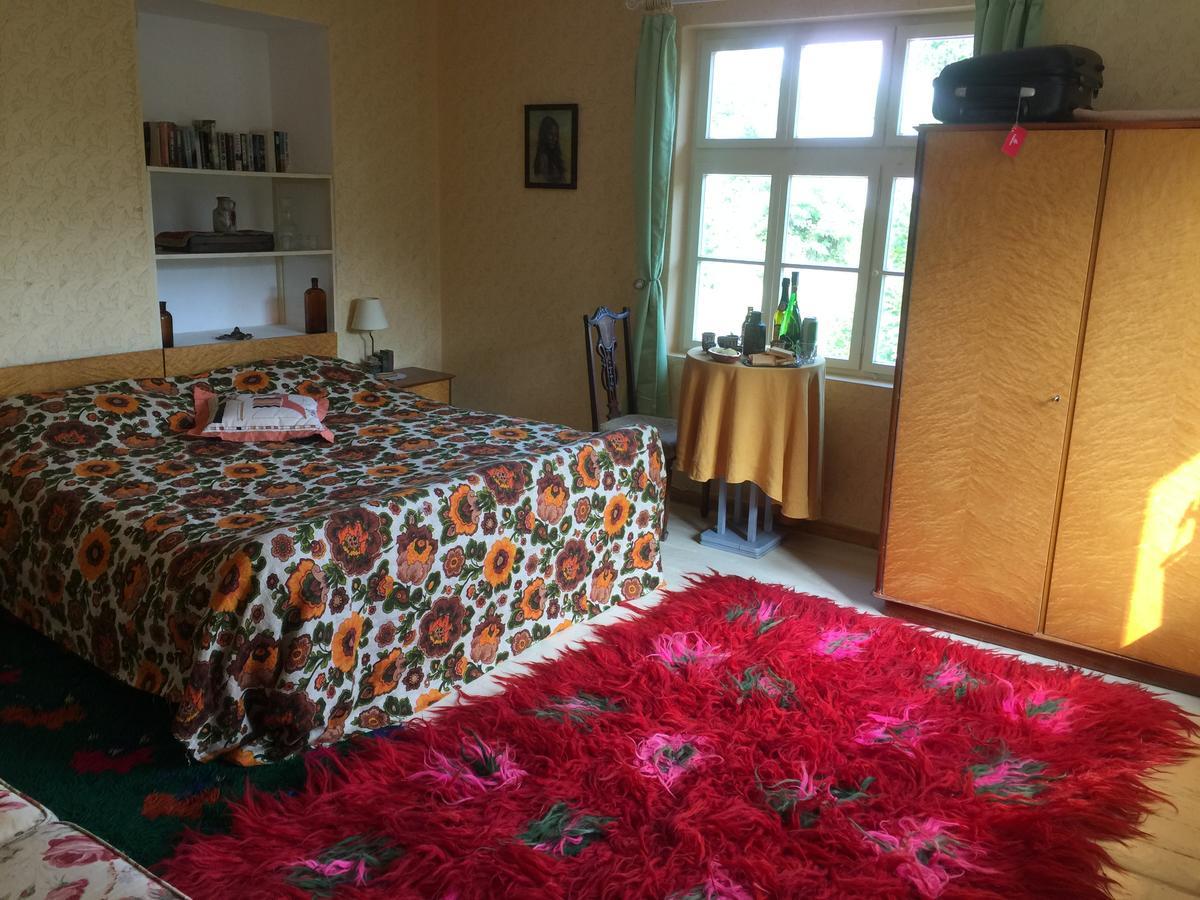 The Pink House Hotel Polkovnik Serafimovo Exterior photo